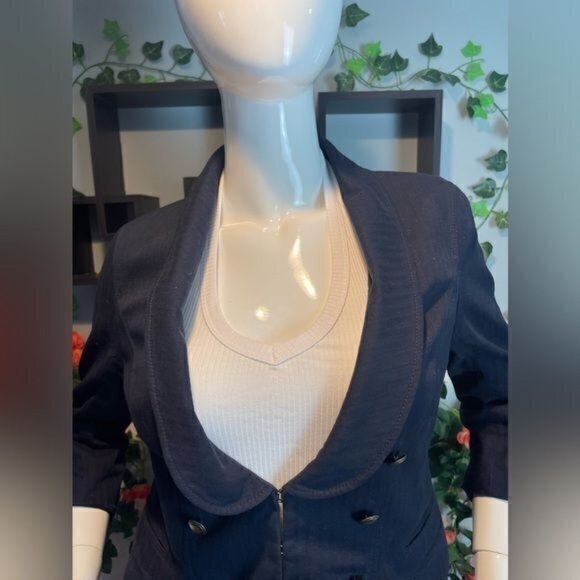 Ann Taylor LOFT Navy Cropped Blazer Jacket Double Breasted Brass Button 8 RefY20 - Picture 6 of 9